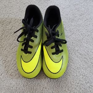 Boys soccer cleats